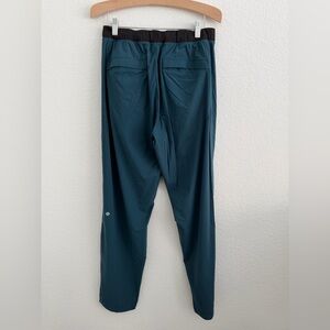 Lululemon men’s pants lightweight teal and black size medium